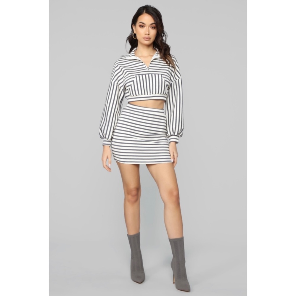 Fashion Nova Suzanne Striped Skirt Set - Ivory/Blue